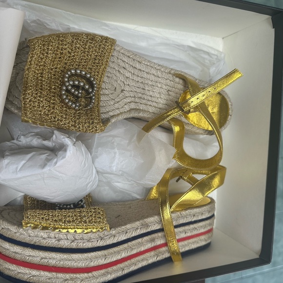 Gucci lilibeth gold crochet pearl GG slide platform espadrille sandal - Picture 5 of 6